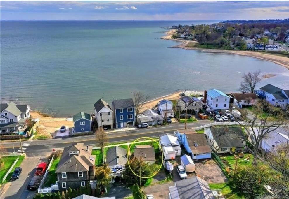 Beachy Bay Breeze Bungalow 2Br With Parking And Close To Many Amenities. Вест-Гейвен Екстер'єр фото